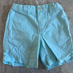 Boys Vineyard Vines Light Blue Shorts. Perfect condition. Size 4T
